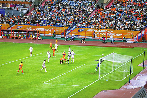 云南玉昆5∶0大胜辽宁铁人.jpg 云南玉昆5∶0大胜辽宁铁人.jpg