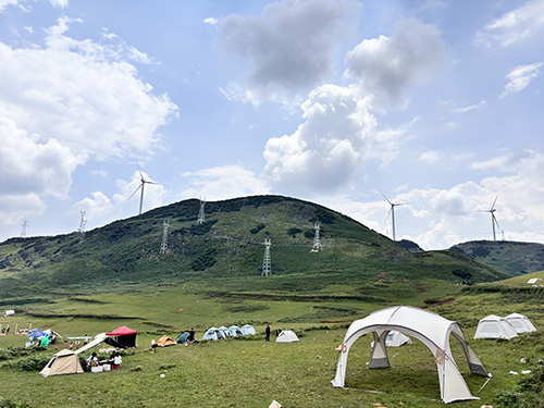 露营正当时 夏日享清凉.jpg 露营正当时 夏日享清凉.jpg