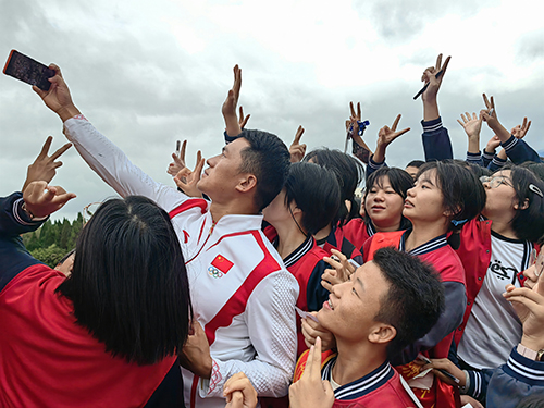 奥运冠军刘浩:相信你可以!1.jpg 奥运冠军刘浩:相信你可以!1.jpg