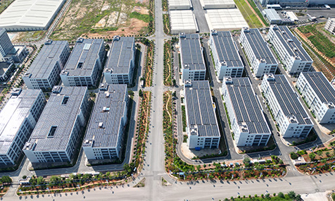 屋顶光伏“点亮”绿色发展路.jpg 屋顶光伏“点亮”绿色发展路.jpg