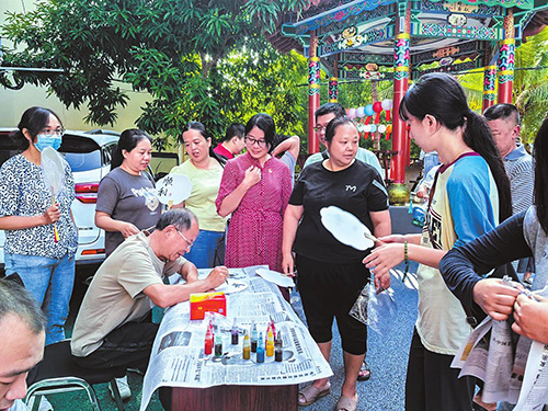 乐享中秋2.jpg 乐享中秋2.jpg