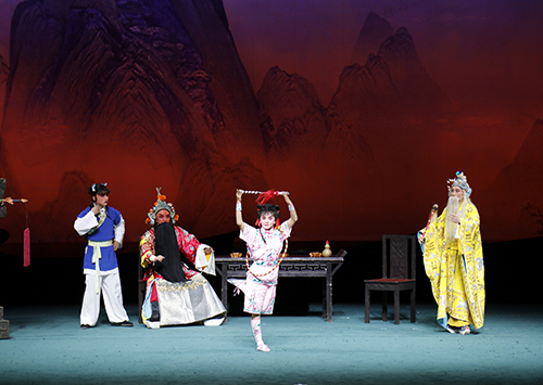 云南省第四届传统戏剧曲艺汇演在玉启幕.jpg 云南省第四届传统戏剧曲艺汇演在玉启幕.jpg