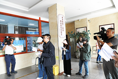 云南省爱国卫生“7个专项行动”媒体行走进玉溪.jpg 云南省爱国卫生“7个专项行动”媒体行走进玉溪.jpg