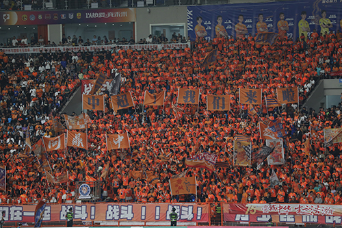 等待21年,云南足球重回巅峰赛场2.jpg 等待21年,云南足球重回巅峰赛场2.jpg