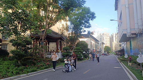 紫艺社区凝心共建“美美与共”新家园.jpg 紫艺社区凝心共建“美美与共”新家园.jpg