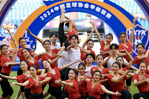 云南玉昆2比0战胜大连英博2.jpg 云南玉昆2比0战胜大连英博2.jpg