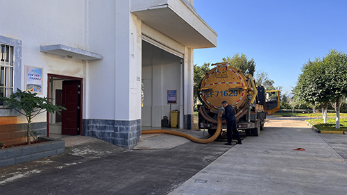 市场化经营助推城市绿色发展.jpg 市场化经营助推城市绿色发展.jpg