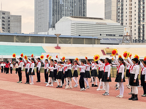 玉溪第三小学举办第三十九届体育节.jpg 玉溪第三小学举办第三十九届体育节.jpg
