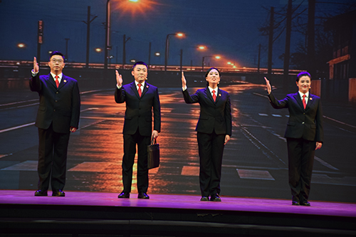 我市举行国家宪法日文艺晚会1.jpg 我市举行国家宪法日文艺晚会1.jpg