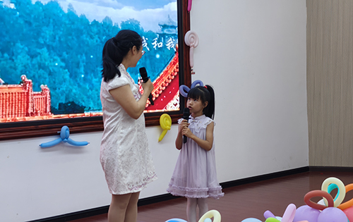 “颂党恩咏经典传家声”亲子诵读活动开展.jpg “颂党恩咏经典传家声”亲子诵读活动开展.jpg