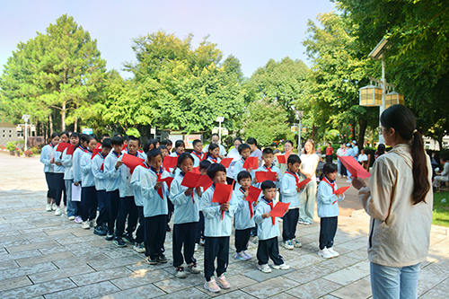 “温暖玉溪 添翼计划”夏令营开营.jpg “温暖玉溪 添翼计划”夏令营开营.jpg