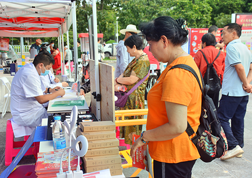 购买指定商家产品可享受30%政府补贴.jpg 购买指定商家产品可享受30%政府补贴.jpg