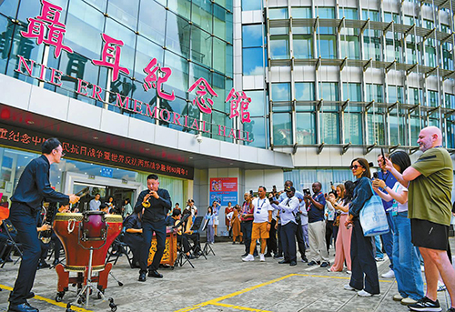 感受玉溪山水人文魅力 共话世界遗产可持续发展.jpg 感受玉溪山水人文魅力 共话世界遗产可持续发展.jpg