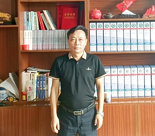 诚信铸企魂 爱心暖乡邻.jpg 诚信铸企魂 爱心暖乡邻.jpg