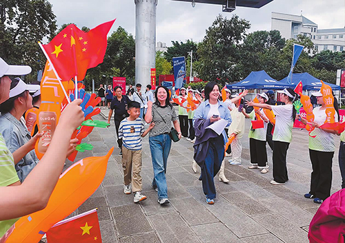 两万跑者与玉溪的“双向奔赴”5.jpg 两万跑者与玉溪的“双向奔赴”5.jpg